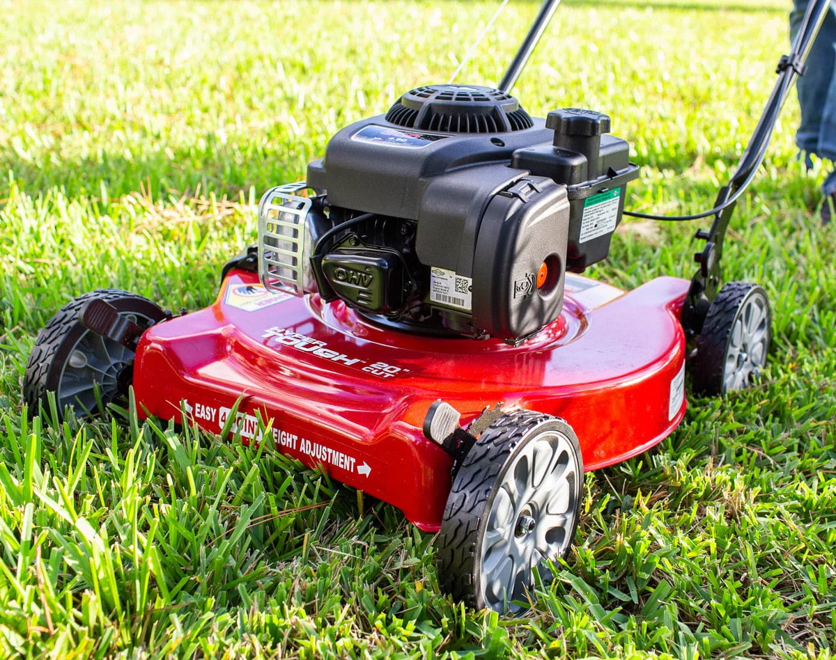 Hyper Tough 20-inch 125cc Gas Push Mower with Briggs & Stratton Engine (Assembly Details: 46.9 lbs; 22.10-inch Height)